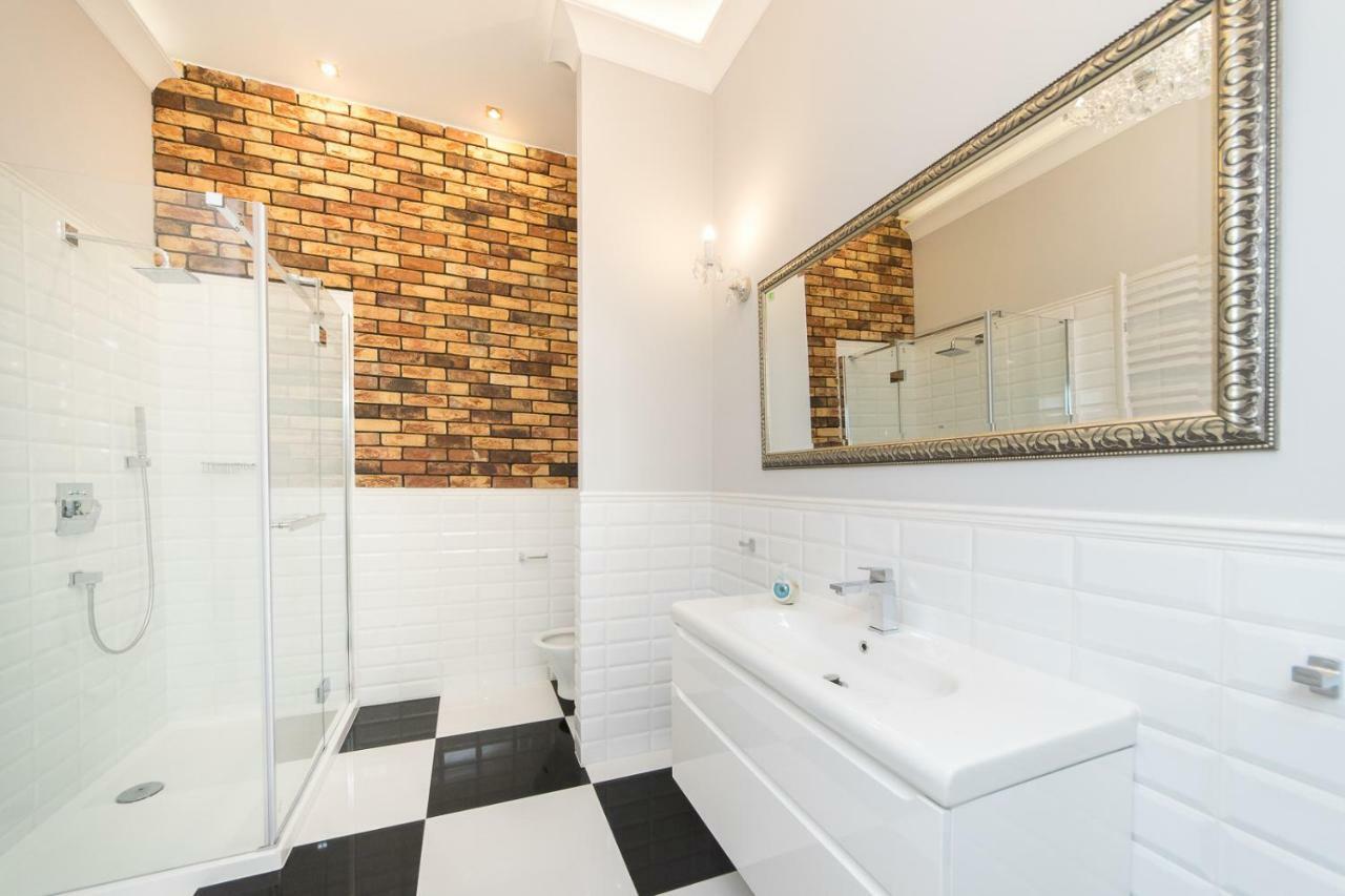Lux Apartment At Planty Park P4You Pl Cracovia Exterior foto